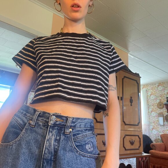BDG black and white striped cropped grunge t shirt! - Picture 8 of 14